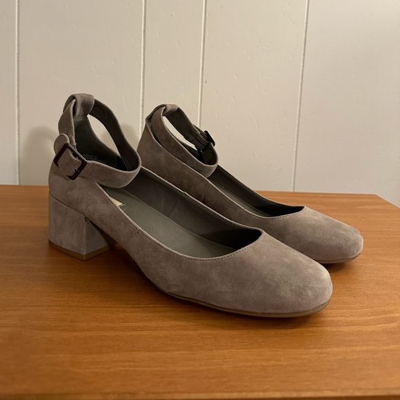 Steve Madden Wails grey suede ankle strap block heels - Picture 5 of 7